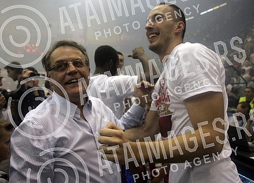 Treca utakmica finala plejofa Kosarkaske Super Lige Srbije izmedju KK Crvena Zvezda i KK Partizan odigrana u hali Pionir. 