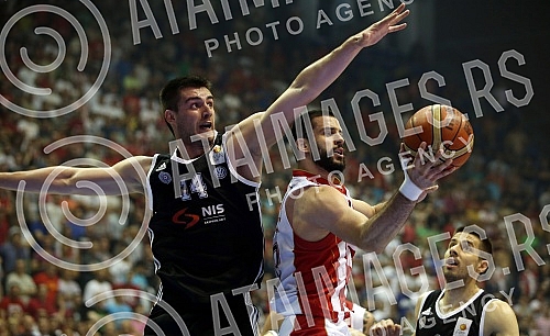 Treca utakmica finala plejofa Kosarkaske Super Lige Srbije izmedju KK Crvena Zvezda i KK Partizan odigrana u hali Pionir. 