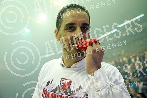 Treca utakmica finala plejofa Kosarkaske Super Lige Srbije izmedju KK Crvena Zvezda i KK Partizan odigrana u hali Pionir. 