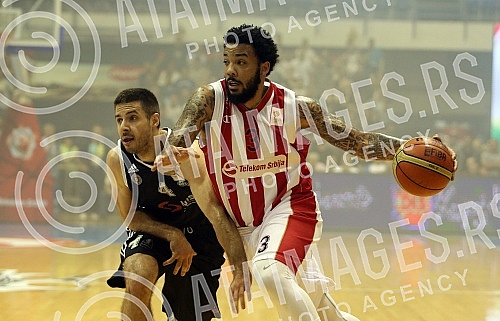 Treca utakmica finala plejofa Kosarkaske Super Lige Srbije izmedju KK Crvena Zvezda i KK Partizan odigrana u hali Pionir. 