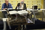 The organizer of the facsimile of Miroslav's Gospel, Veljko Topalovic, and the author of the documentary series on the history of the manuscript, Bosko Savkovic, held a press conference to discuss the damage to Miroslav's Gospel.Priredjivac faksimi