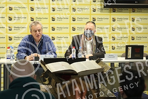 The organizer of the facsimile of Miroslav's Gospel, Veljko Topalovic, and the author of the documentary series on the history of the manuscript, Bosko Savkovic, held a press conference to discuss the damage to Miroslav's Gospel.Priredjivac faksimi