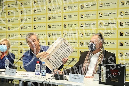 The organizer of the facsimile of Miroslav's Gospel, Veljko Topalovic, and the author of the documentary series on the history of the manuscript, Bosko Savkovic, held a press conference to discuss the damage to Miroslav's Gospel.Priredjivac faksimi