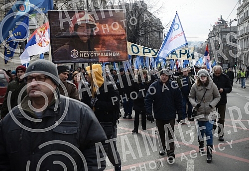 Protest Trade Union of Serbian army and police was held in front of the Serbian government building.Protest Sindikata vojske i policije Srbije odrzan ispred zgrade Vlade Srbije