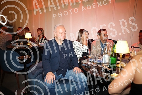 Zoran Kiki Lesendric and the group Piloti promoted the album 