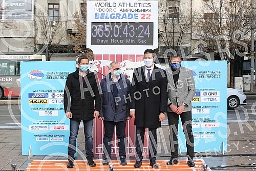 A clock called WORLD ON THE TRACK was unveiled in front of the Hotel Moskva in the center of Belgrade, which will count down a year until the start of the World Athletics Championships in the Belgrade22 hall.Ispred Hotela Moskva u centru Beograda o
