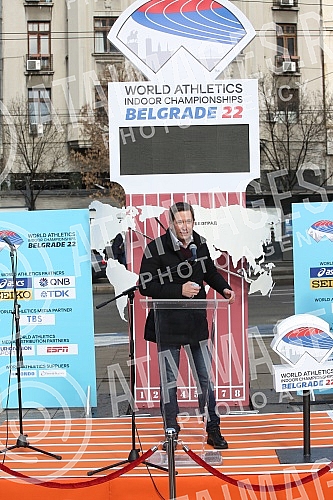 A clock called WORLD ON THE TRACK was unveiled in front of the Hotel Moskva in the center of Belgrade, which will count down a year until the start of the World Athletics Championships in the Belgrade22 hall.Ispred Hotela Moskva u centru Beograda o
