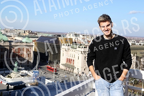 Andrija Jo brought together youtubers and friends to co-host the premiere of 