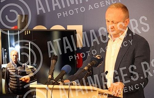 In the premises of the Party of Freedom and Justice, a press conference of the President of the SSP, Dragan Djilas, on the trial for the alleged violation of the ban on movement during curfew.U prostorijama Stranke slobode i pravde konferencija za 