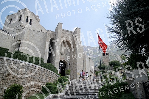 Kroja is a town in Albania and the seat of the area of the same name, best known as the fortification of Djuradj Kastriot Skenderbeg, a hero from the time when the city persistently offered resistance to the Ottoman Turks.Kroja je gradicc u Albanij