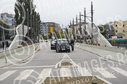 The day after the demonstrations by the force of the Rosu special unit of the so-called State of Kosovo over the Serbs, Kosovska Mitrovica is peaceful.Dan posle demonstracija sile specijalne jedinice Rosu takozvane Drzave Kosovo nad Srbimu Kosovsko