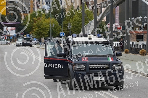 The day after the demonstrations by the force of the Rosu special unit of the so-called State of Kosovo over the Serbs, Kosovska Mitrovica is peaceful.Dan posle demonstracija sile specijalne jedinice Rosu takozvane Drzave Kosovo nad Srbimu Kosovsko