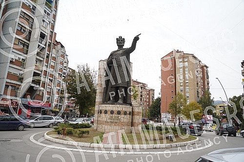 The day after the demonstrations by the force of the Rosu special unit of the so-called State of Kosovo over the Serbs, Kosovska Mitrovica is peaceful.Dan posle demonstracija sile specijalne jedinice Rosu takozvane Drzave Kosovo nad Srbimu Kosovsko