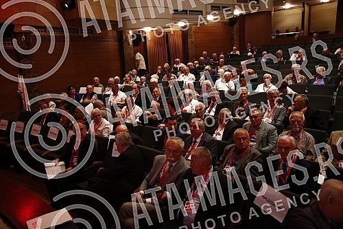 The fifth regular election assembly of the Party of United Pensioners of Serbia (PUPS) was held.Odrzana peta redovna izborna skupstina Partija ujedinjenih penzionera Srbije (PUPS).