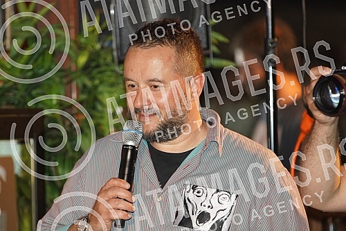 The finals of the Schweppes Mixology Session 2022 competition were held at Ellington's bar hital Hyatt Regency.Finale takmicenja Schweppes Mixology Session 2022 odrzano je klubu Ellington's bar hital Hyatt Regency.