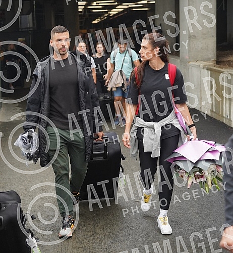 European long jump champion Ivana Vuleta arrived in Belgrade.Evropska sampionka u disciplini skok u dalj Ivana Vuleta stigla je u Beograd.