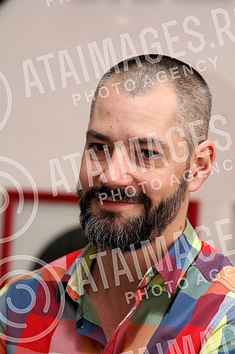 Press conference of the concert and the publication of the first edition vinyl Vasil Hadzimanov - Band, as well as the celebration of 20 years of work on the music scene!Pres konferencija povodom koncerta i objavljivanja prvog vinyl izdanja Vasil Ha