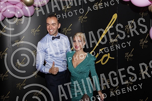 Host Jovana Jeremic celebrated her 31st birthday at the Mio restaurant.Voditeljka Jovana Jeremic proslavila je 31. rodjenda u restoranu Mio.