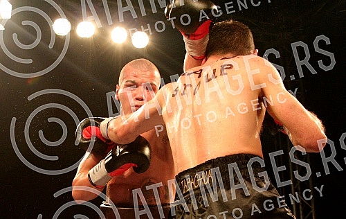 Pinki boxing night. Welter: Stefan Stevanovic (Serbia) vs Karlo Tabaghua (Sweden) Bout for IBF Youth welter title.Vece profi boksa u Pinkiju, Velter kategorija: Stefan Stevanovic (Srbija) - Karlo Tabaghua (Svedska). 