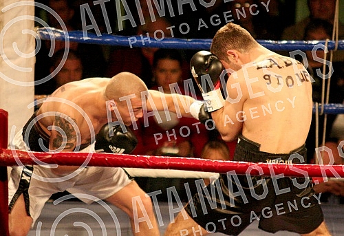 Pinki boxing night. Welter: Stefan Stevanovic (Serbia) vs Karlo Tabaghua (Sweden) Bout for IBF Youth welter title.Vece profi boksa u Pinkiju, Velter kategorija: Stefan Stevanovic (Srbija) - Karlo Tabaghua (Svedska). 