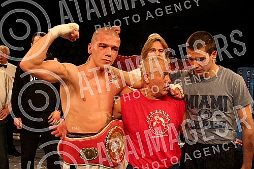 Pinki boxing night. Welter: Stefan Stevanovic (Serbia) vs Karlo Tabaghua (Sweden) Bout for IBF Youth welter title.Vece profi boksa u Pinkiju, Velter kategorija: Stefan Stevanovic (Srbija) - Karlo Tabaghua (Svedska). 