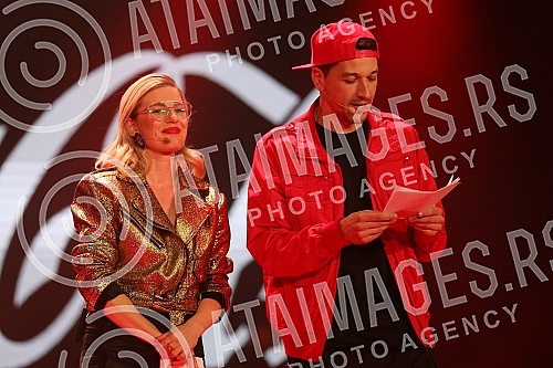 The final of online talent show held in Serbia Discovered by Coke!Finale online talent show-a u Srbiji Discovered by Coke!