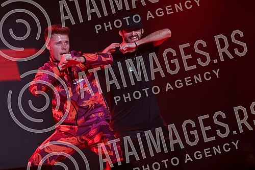 The final of online talent show held in Serbia Discovered by Coke!Finale online talent show-a u Srbiji Discovered by Coke!