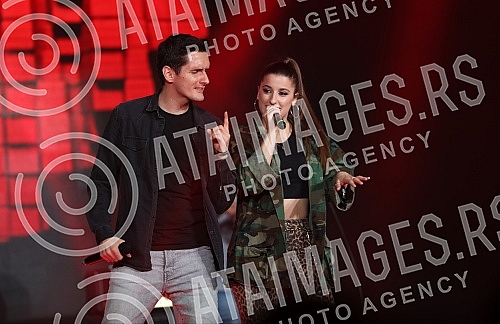 The final of online talent show held in Serbia Discovered by Coke!Finale online talent show-a u Srbiji Discovered by Coke!