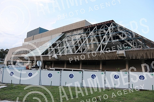 A fundamental reconstruction of the Sava Center is underway, which officially began on December 23, 2021, when the company Delta Holding, the new owner of the congress center, announced that it would restore this facility to its former glory.U toku