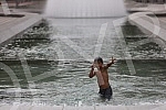 The children sought refreshment in the fountain on Nikola Pasic Square during hot July day. Deca su potrazila osvezenje u fontani na Trgu Nikole Pasica tokom vrelog julskog dana