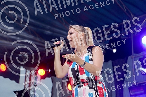 Concert on the occasion of the Day of the Municipality of Celinac on the Square in front of the Municipality. Koncert povodom Dana opstine Celinac na Trgu ispred Opstine.