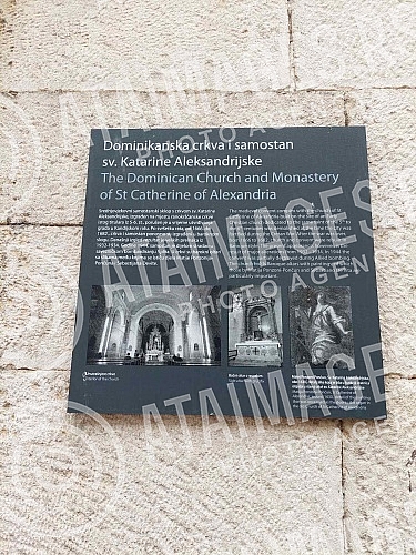 Start of the working week without big crowds in the center of Split in the early morning hours.Pocetak radne nedelje bez velikih guzvi u centru Splita u ranim jutarnjim casovima.