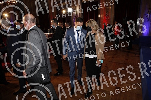 The contractual agreement for the Project of infrastructure construction and filling of the plateau for the metro depot in Makisko polje in Belgrade was signed in the ceremonial hall of the Old Palace.Ugovorni sporazum za Projekat izgradnje infrast