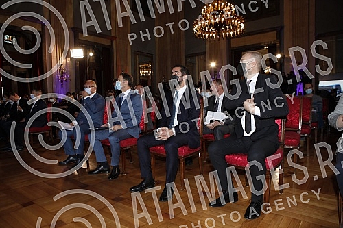 The contractual agreement for the Project of infrastructure construction and filling of the plateau for the metro depot in Makisko polje in Belgrade was signed in the ceremonial hall of the Old Palace.Ugovorni sporazum za Projekat izgradnje infrast