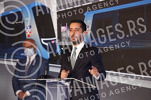 The contractual agreement for the Project of infrastructure construction and filling of the plateau for the metro depot in Makisko polje in Belgrade was signed in the ceremonial hall of the Old Palace.Ugovorni sporazum za Projekat izgradnje infrast