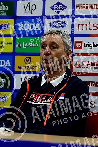 The men's A national team of Serbia gathered in front of the February qualifying window for going to the World Cup, and on that occasion, a press conference was held in the Aleksandar Nikolic Hall.Muska A reprezentacija Srbije okupila se pred febru