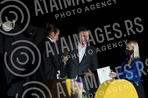 The Golden Antenna Awards in 2020 were presented at the FEDIS International Drama and Series Festival.Na medjunarodnom Festivalu drama i serija FEDIS dodeljene su nagrade  