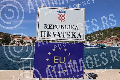 Vela Luka is a town and port on the island of Korcula and the seat of the municipality of the same name in Croatia, and administratively belongs to the Dubrovnik-Neretva County.Vela Luka je gradic i luka na ostrvu Korcula i sediste istoimene opstin