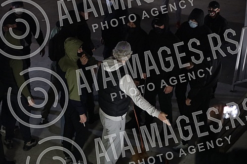 Verbal conflict between citizens and members of the Leviathan movement on Cvetni trg, where the gathering 