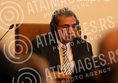 Lecture writer Orhan Pamuk in the Serbian Academy of Arts and Sciences. Predavanje knjizevnika Orhana Pamuka u Srpskoj akademiji nauka i umetnosti
