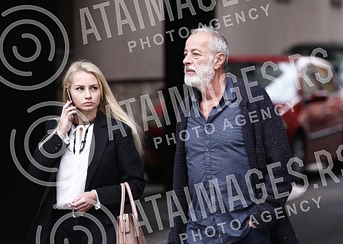 The owner of the acting school, Miroslav Aleksic, is accused of multiple rapes and sexual harassment of his school's students, in front of the First Basic Court.Vlasnik skole glume Miroslav Aleksic, optuzen za vise silovanja i polnih uznemiravanja 