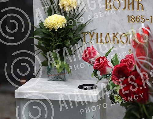 Today marks exactly one year since the famous hitmaker and songwriter Marina Tucakovic lost her life's battle after a long battle with a serious illness, and the family buried her grave in the early hours of the morning, and a one-year memorial servi