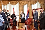 The famous Nobel Prize winner Peter Handke arrived in Banja Luka where he met with the President of the Republic of Serbian Zeljko Cvijanovic, Prime Minister Radovan Viskovic, Serbian members and the Chairman of Presidency of Bosnia and Herzegovina M