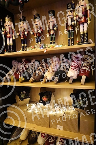 Opening of Vuk's Christmas Corner - the first Christmas concept pop-up store in Belgrade.Otvaranje Vukovog bozicnog kutka - prve Christmas concept pop-up prodavnice u Beogradu.