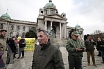 Specific press conference, more precisely gathering and protest of the Assembly of Free Serbia in front of the National Assembly where the session is taking place, on the occasion of the Proposal on Amendments to the Law on Expropriation.Specificna