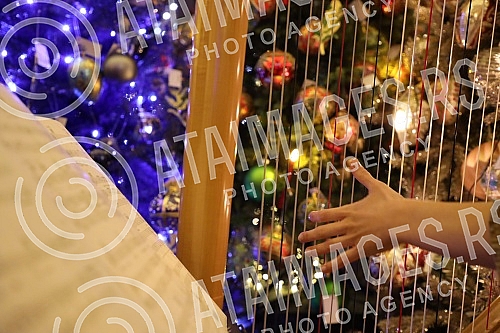 Opening of Vuk's Christmas Corner - the first Christmas concept pop-up store in Belgrade.Otvaranje Vukovog bozicnog kutka - prve Christmas concept pop-up prodavnice u Beogradu.