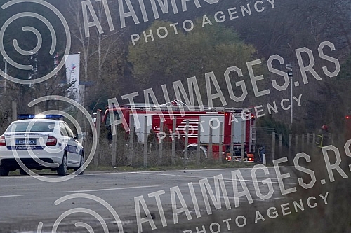 An explosion occurred at the Edepro factory in the Lestane settlement in Belgrade at around 2 p.m.U fabrici Edepro u naselju Lestane u Beogradu oko 14 sati dogodila se eksplozija.