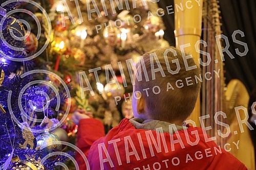 Opening of Vuk's Christmas Corner - the first Christmas concept pop-up store in Belgrade.Otvaranje Vukovog bozicnog kutka - prve Christmas concept pop-up prodavnice u Beogradu.