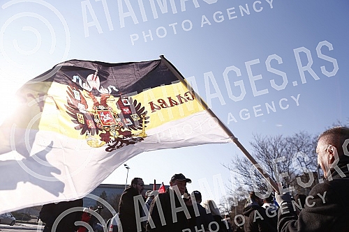 Driving a car called Z to win from the Sava Center to the Church of the Holy Trinity, next to the Church of St. Mark in support of Russia.Voznja automobilima pod nazivom Z za pobedu od Sava centra do hrama Svete Trojice, pored Crkve Svetog Marka u 