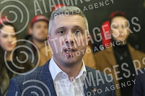 The coalition of the Serbian Movement Dveri and the Movement for the Renewal of the Kingdom of Serbia - Patriotic Bloc for the Reconstruction of the Kingdom of Serbia submitted the candidacy of Bosko Obradovic for President of Serbia to the Republic 